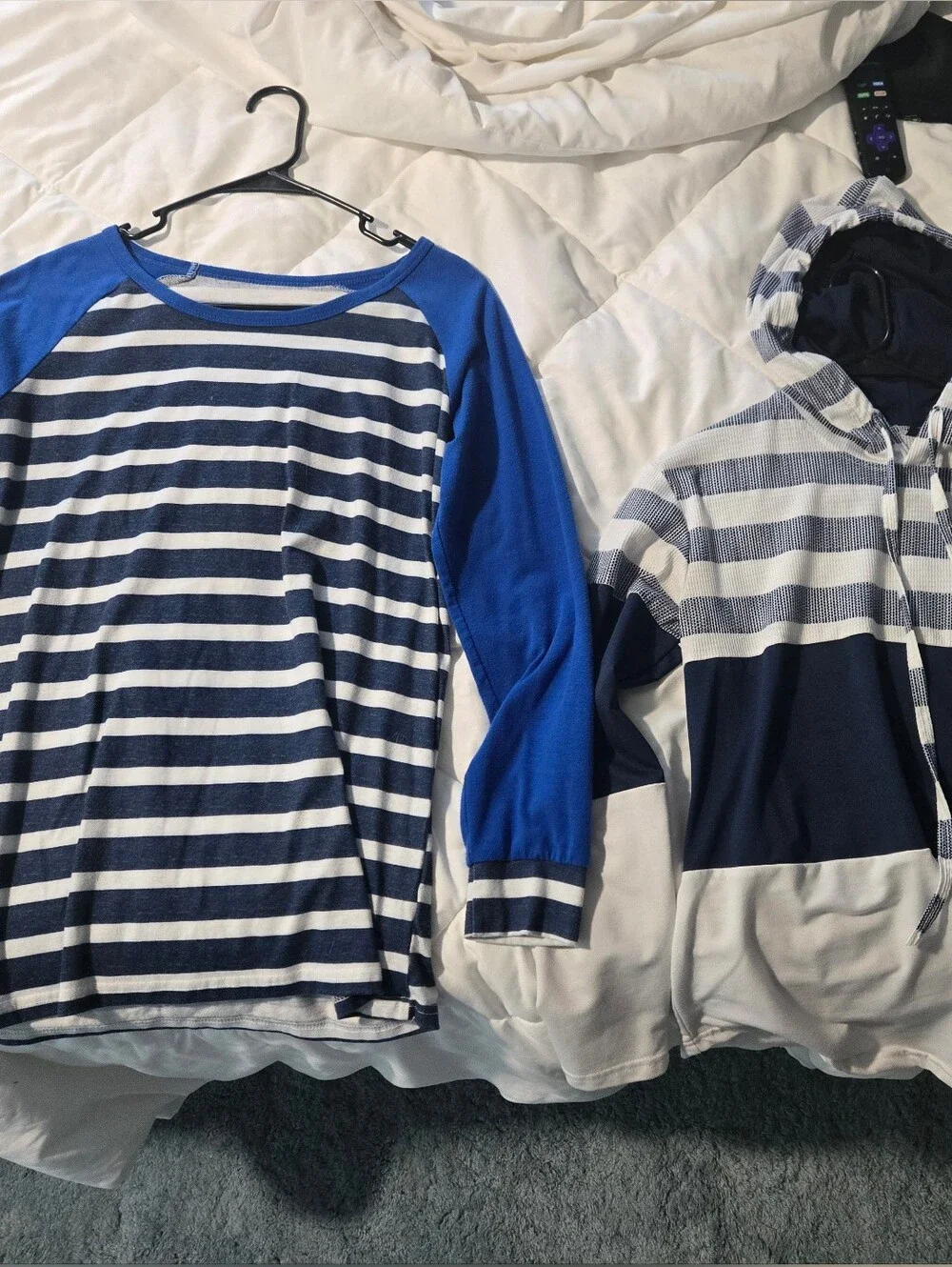 Sz Small Long Sleeve Shirts